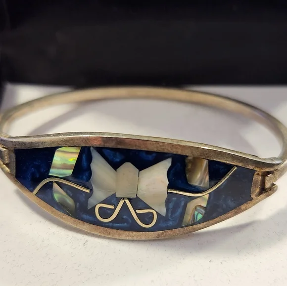 1970's MOP and Blue enamel Butterfly Alpaca Silver Hinged Bracelet - Picture 9 of 10